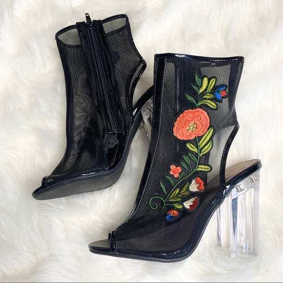 MESH BOOTIES + FLORAL STITCHING - Picture 2 of 4